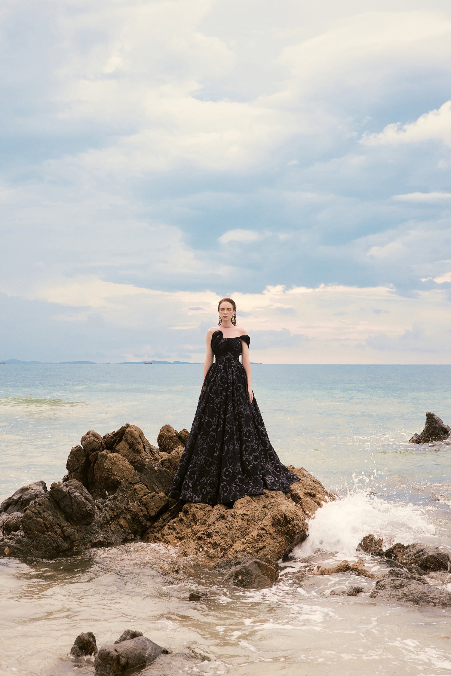 Siren 3D floral lace dress