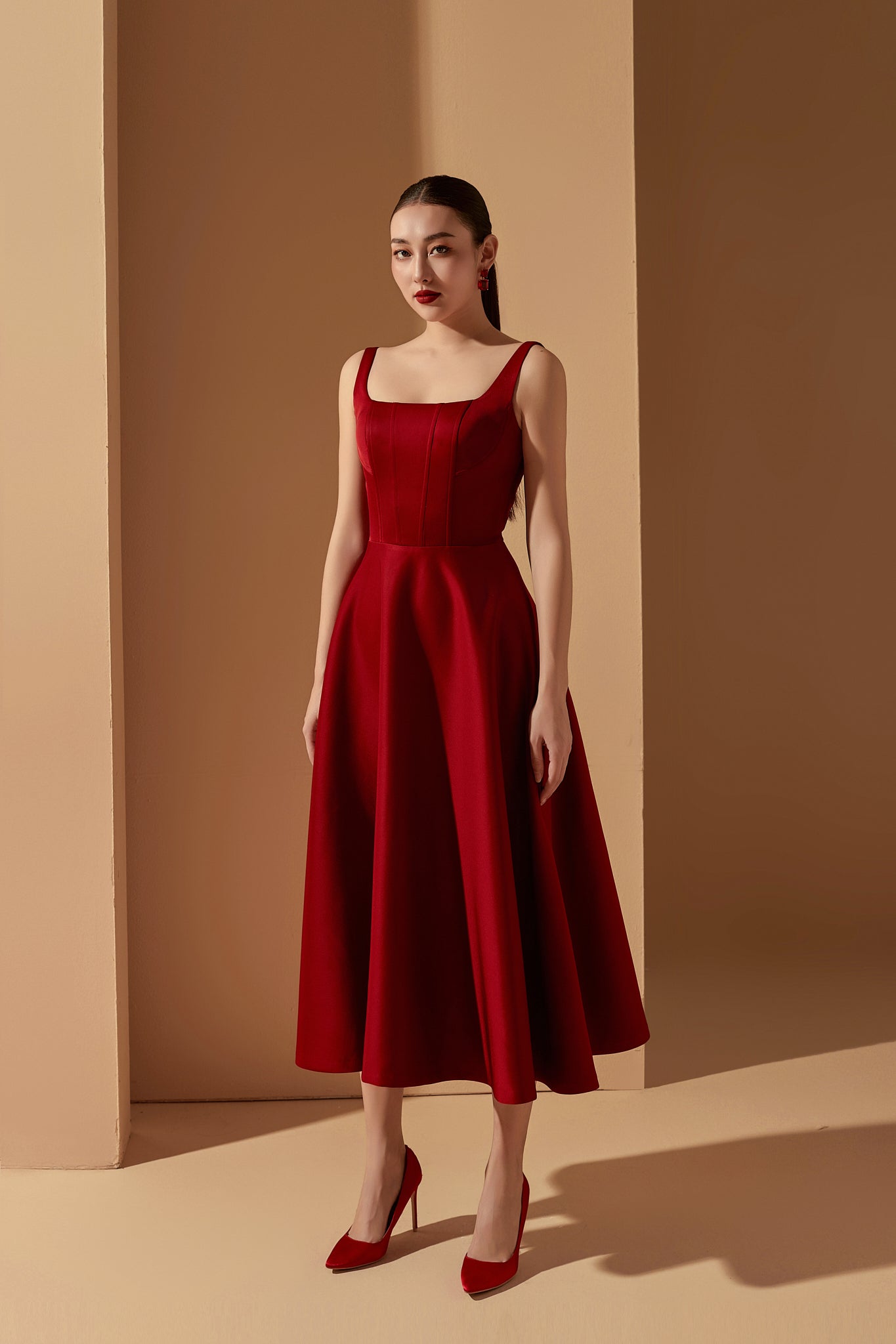 Lilianna Taffeta U-Line Dress